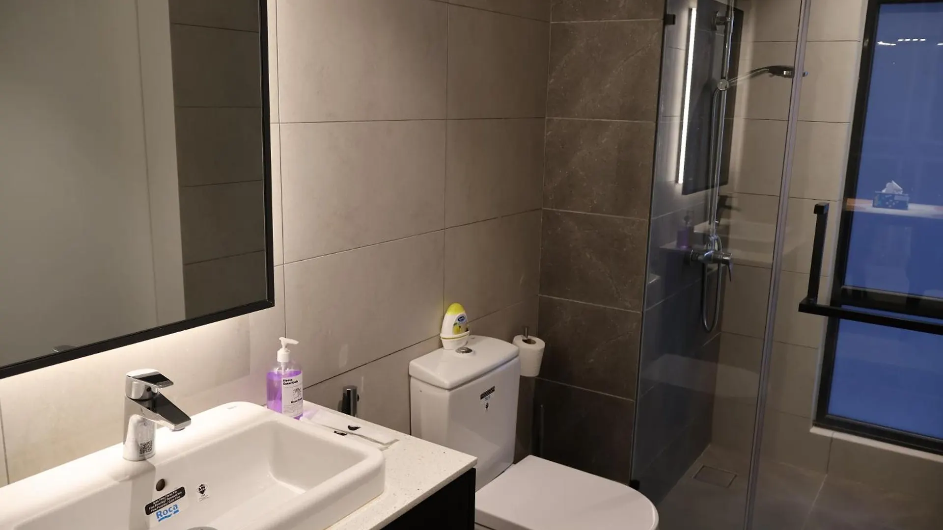 Axon Residence By Leo Homestay 쿠알라룸푸르 0*,  말레이시아