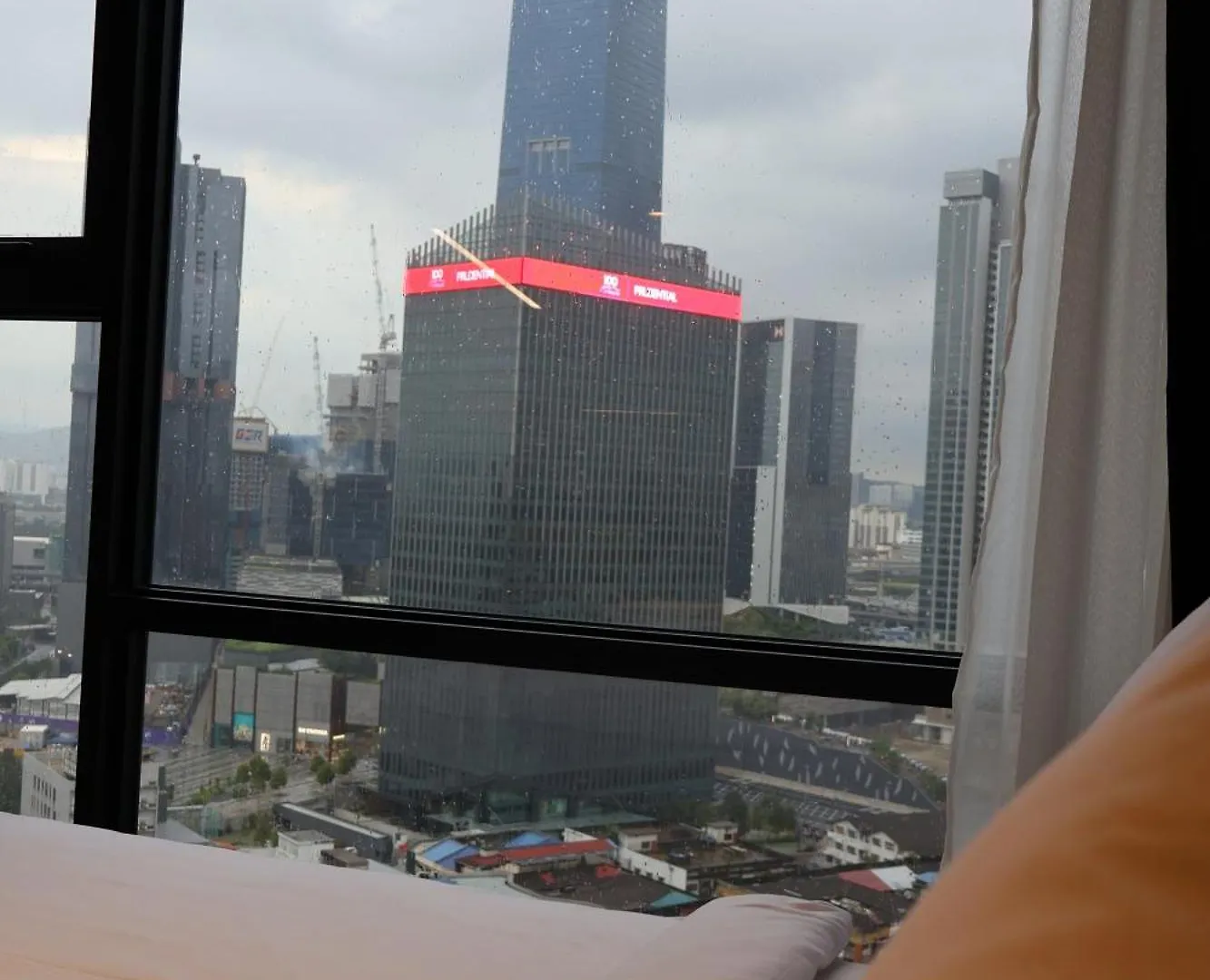 아파트 Axon Residence By Leo Homestay 쿠알라룸푸르